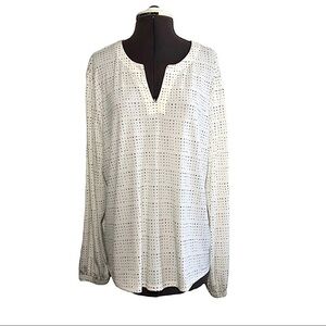 Banana Republic Long Sleeve Light Ivory Split Neckline Blouse XL